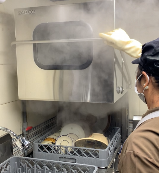 công nghệ máy rửa bát cho bếp ăn tập thể