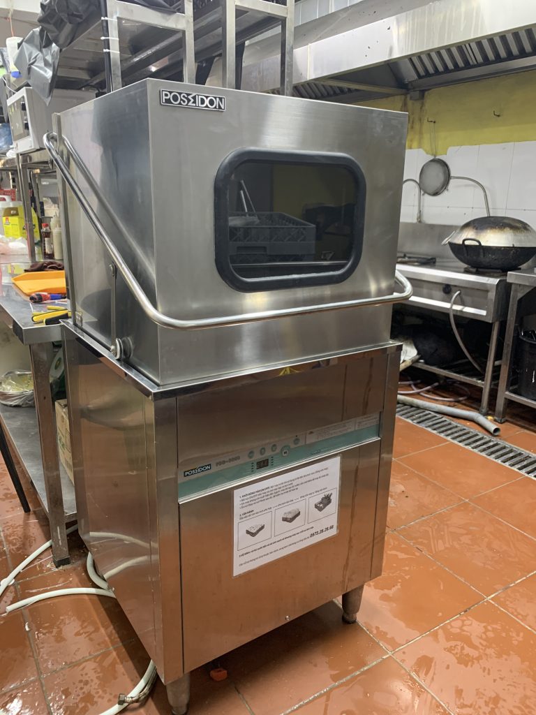 Hướng Dẫn Toàn Tập: Cách Sử Dụng Và Bảo Trì Máy Rửa Bát Công Nghiệp Hiệu Quả